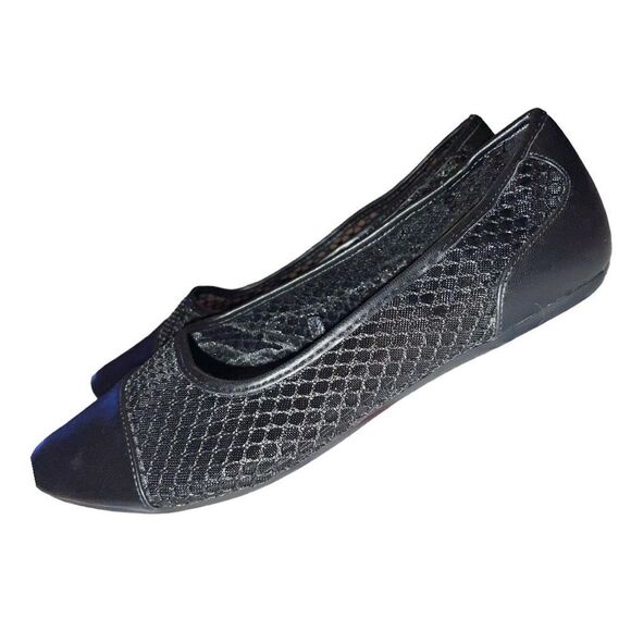 Torrid black mesh flats! New - Picture 6 of 9